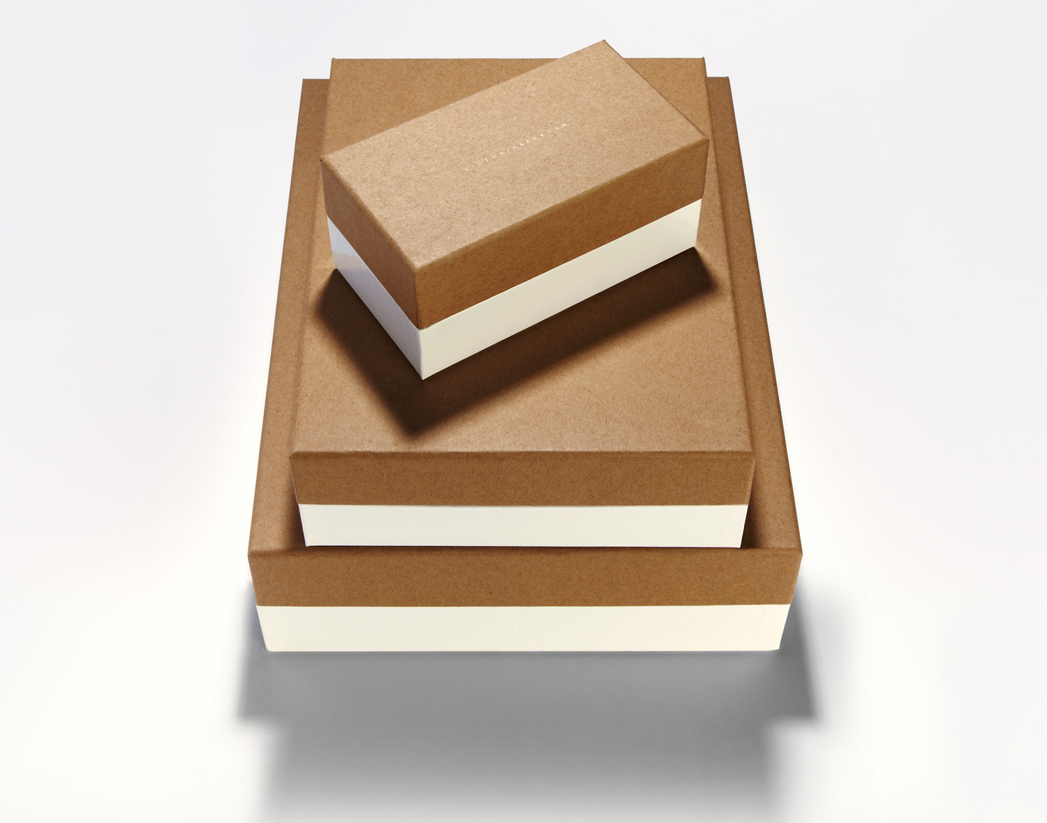 progresspackagingvictoriabeckhamluxuryfashionboxesrangekraft