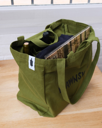 canvas bag, tote bag, custom dyed, heavy weight, 16oz, Pantone matched, screen printed, short and long handles, internal pockets, wine holder. 5
