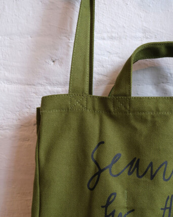 Act Brawnswood Tote 7