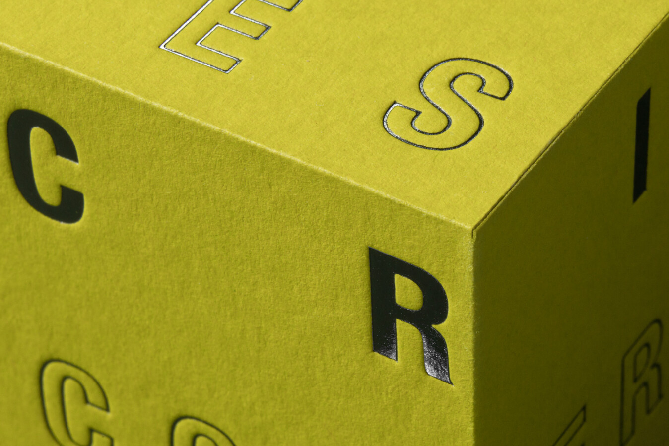 V-FORM by Progress Packaging, luxury packaging boxes, custom rigid boxes, luxury rigid boxes, custom luxury boxes, rigid boxes, high end packaging boxes. Packaging Designed By Design Project 02